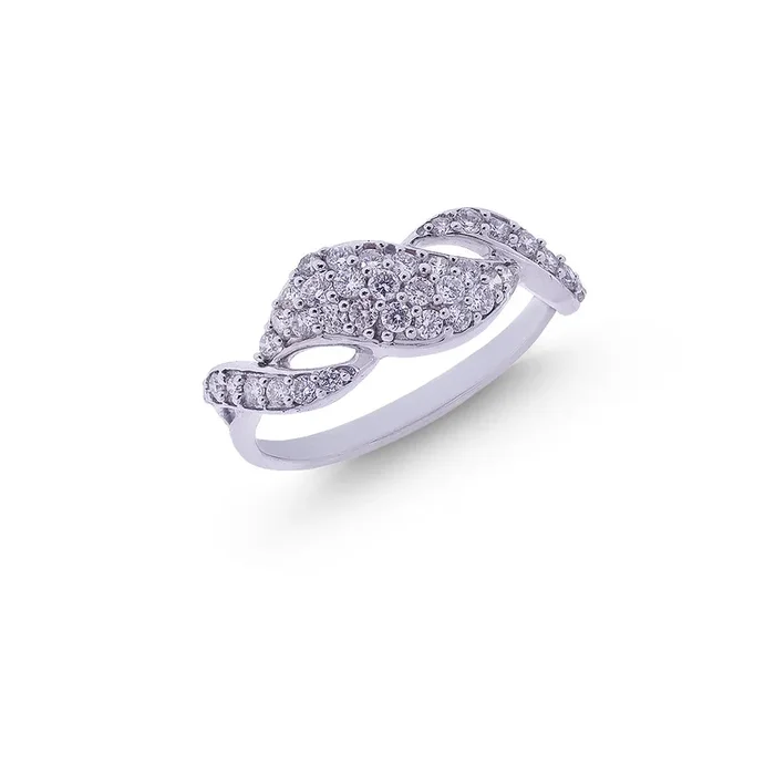 0.45Ct VVS/FG Diamond Ring in 18K White Gold