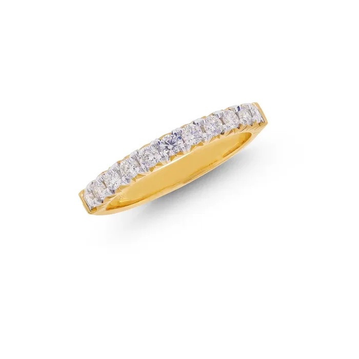 0.46Ct VVS/FG Diamond Band in 18K Gold