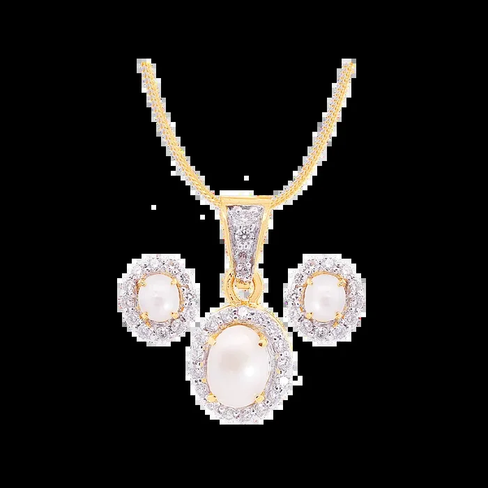 0.53Ct VS/GH Diamond Pendant Set With Pearl in 18K Gold