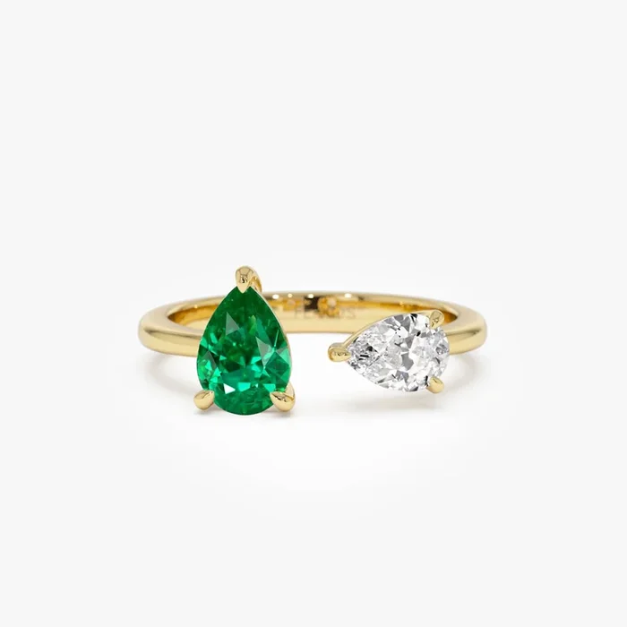0.66 Ctw Lab Grown Diamond and Emerald Toi et Moi Ring – Evita