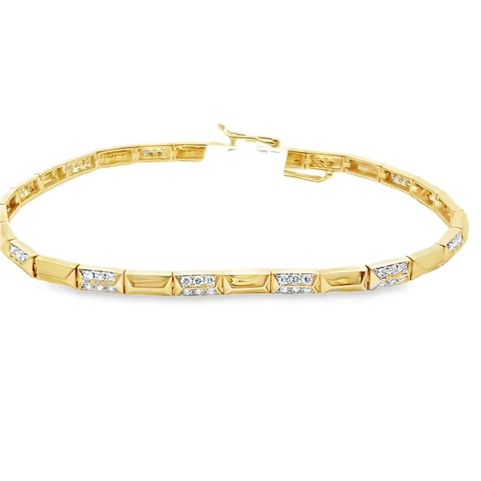 0.90CT DIAMOND GEO CUT BRACELET