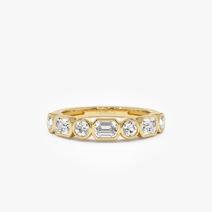 0.95 ctw 14k Bezel Setting Emerald Cut & Round Lab Grown Diamond Wedding Ring – Sarah