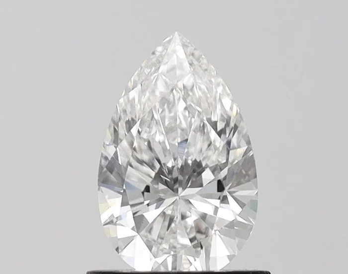 1.06 carat E-VS1 Pear Cut Lab Grown Diamond