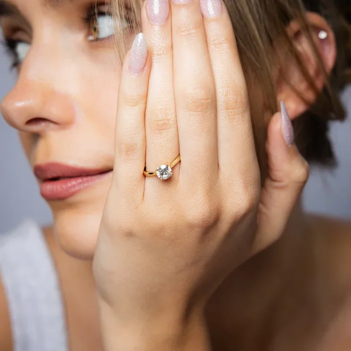 1 Carat Diamond Solitaire Ring in 9ct Yellow Gold