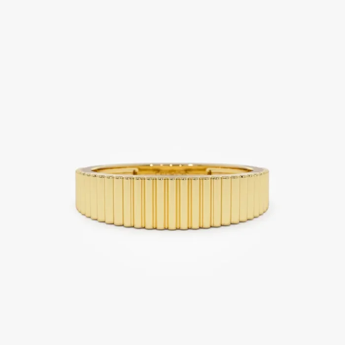 14k Fluted Textured Graduating Ring