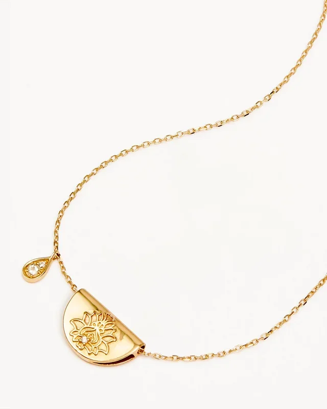 14k Solid Gold Lotus Birthstone Diamond Necklace – June – Moonstone
