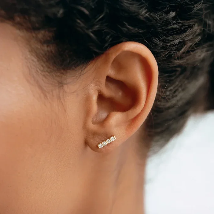 14k Yellow Gold Diamond Bar Stud Earring – Lucia (Single)