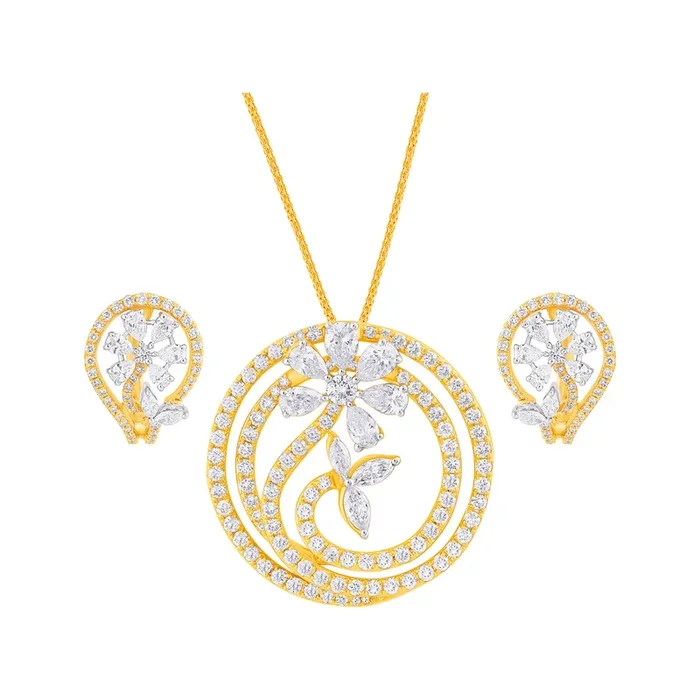 2.26Ct VVS/FG Diamond Pendant Set in 18K Gold