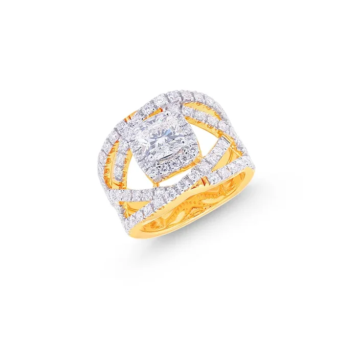 2.28CTW VVS2E IGI Certified Lab Grown Diamond Ring in 18K Gold