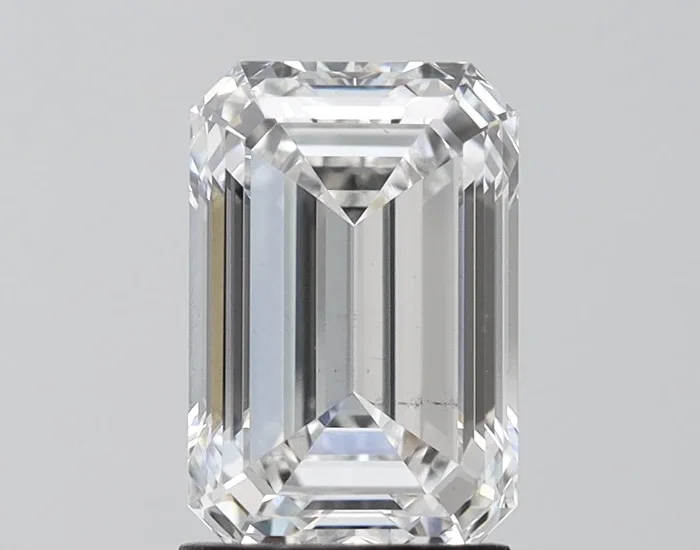 2.81 carat F-VS2 Emerald Cut Lab Grown Diamond