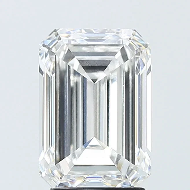 3.02 Carat Emerald Shaped, Excellent Cut, E Color, VS1 Clarity, IGI Certified Lab Grown Diamond
