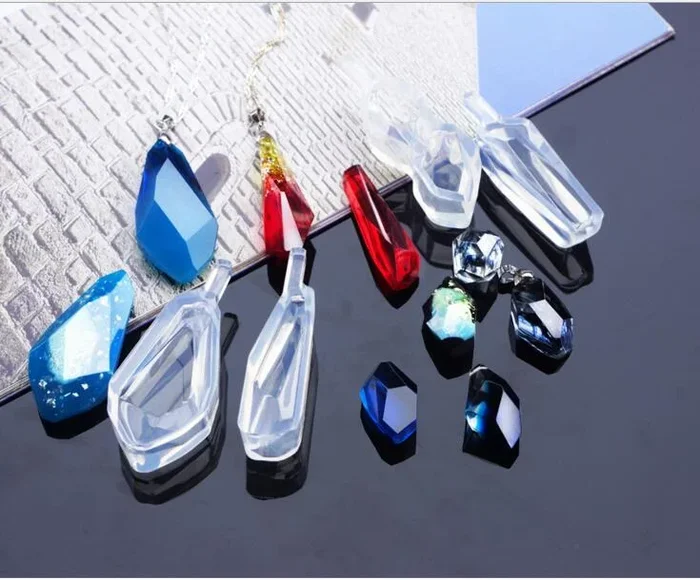 4 Pieces Assorted Shape Cabochon Silicone Earring Necklace Pendant Mold for Epoxy Resin Jewelry Making DIY Crafts