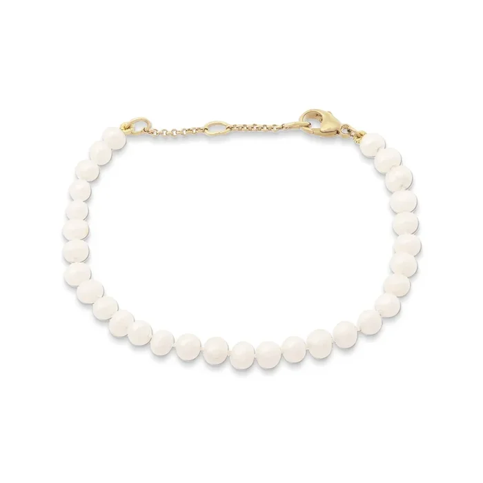 7.5-9″ Adjustable Freshwater White Pearl Bracelet in Gold – 4.5-5mm