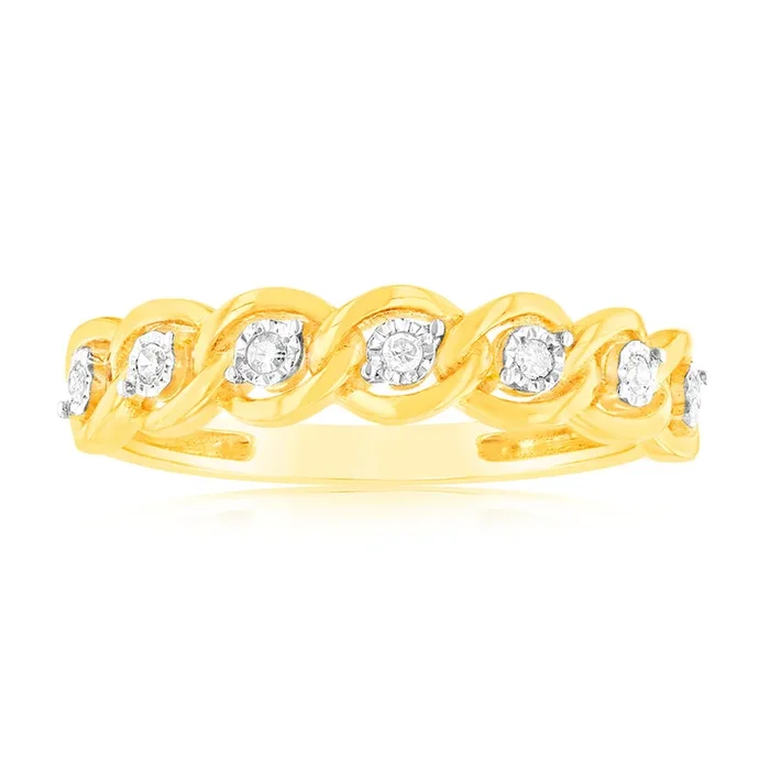 9ct Yellow Gold Diamond Ring with 7 Round Brilliant Diamonds in Disc Setting