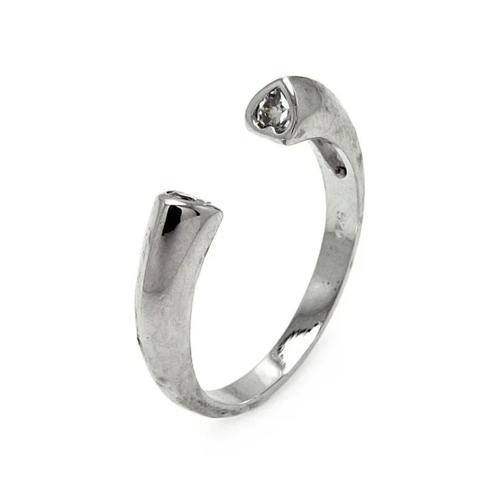 Anillo de corazón abierto con circonita cúbica chapada en rodio de plata 925 – STR00188