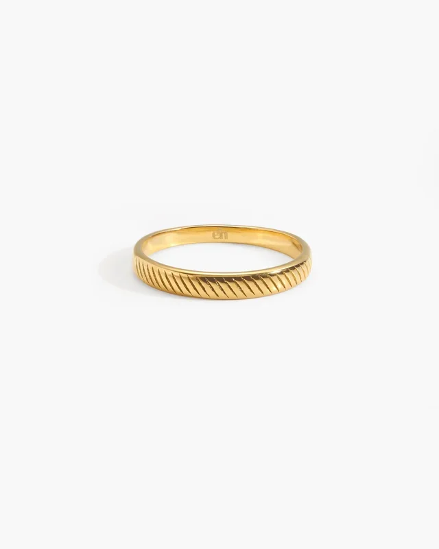 Anillo de sarga dorado