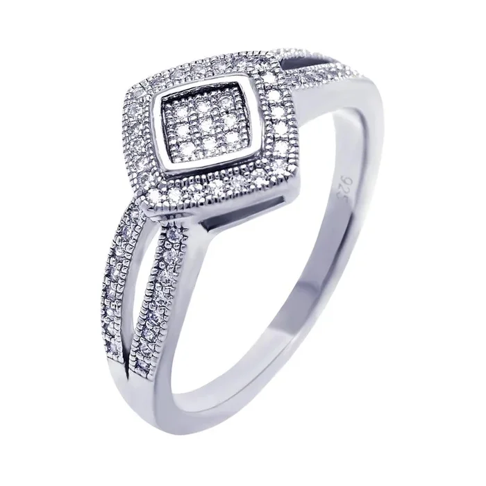 Anillo en forma de diamante con micro pavé de circonita cúbica chapada en rodio de plata 925 – ACR00040