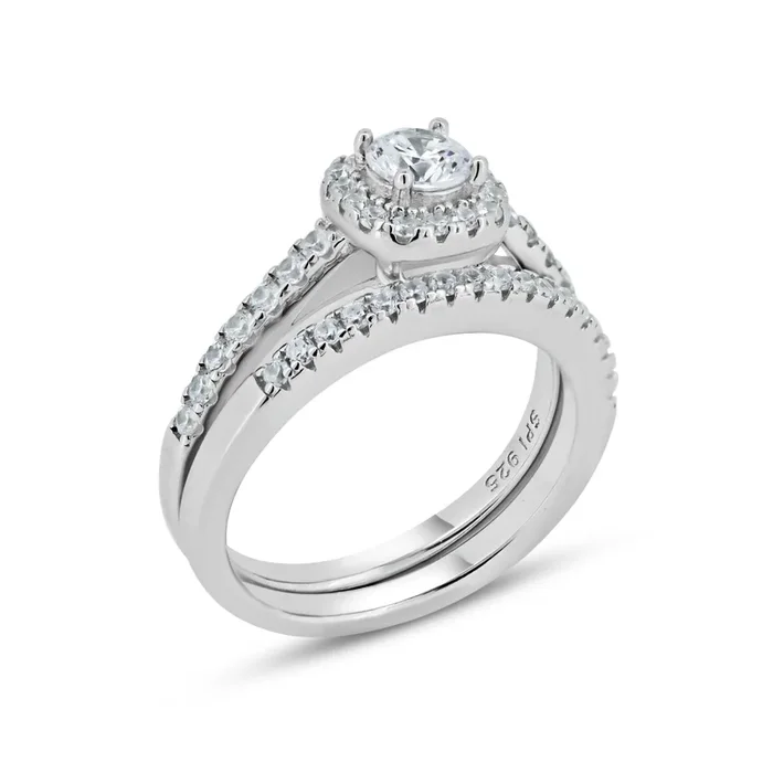 Anillo nupcial de plata de ley 925 con circonita cúbica central redonda y baño de rodio sin níquel – STR01171