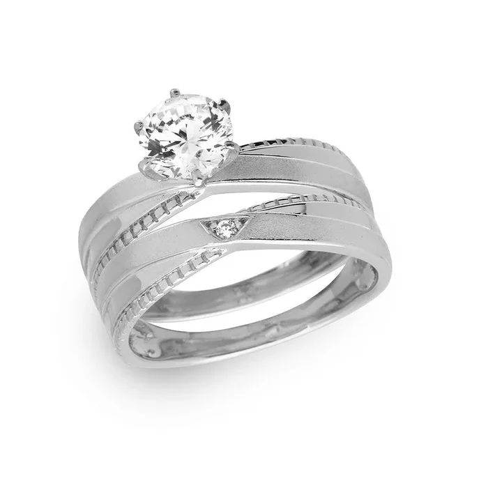 Anillo nupcial de trío con solitario redondo chapado en rodio de plata 925 – GMR00180