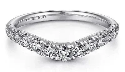 Annecy – Curved 14K White Gold French Pave Set Diamond Wedding Band – 0.5 ct