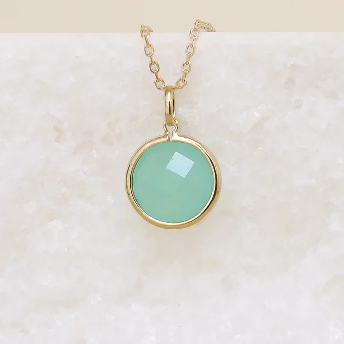 Azayaka pendant pastel green stone gold-plated