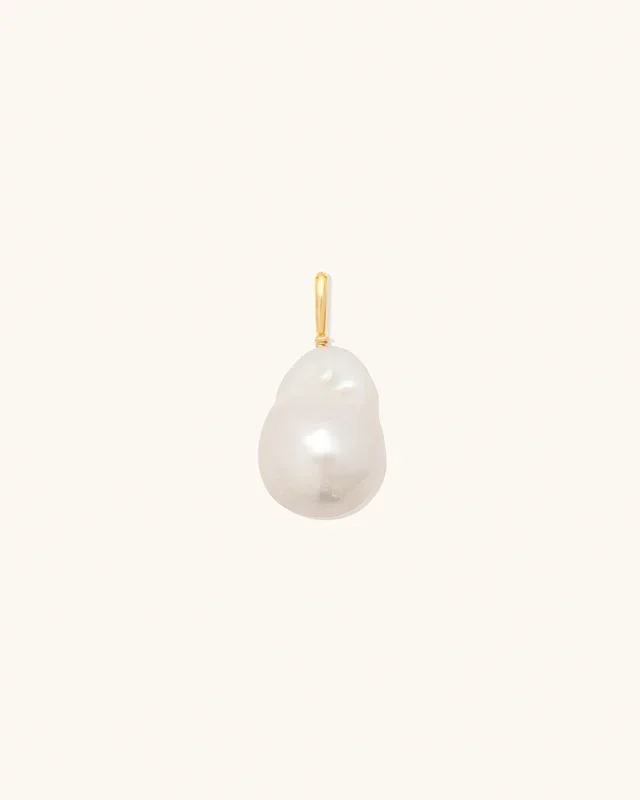 Baroque Pearl Pendant