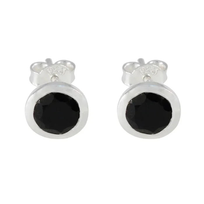 Black Onyx Japanese Teresa Solitaire Stud Black 92.5 Silver Earring