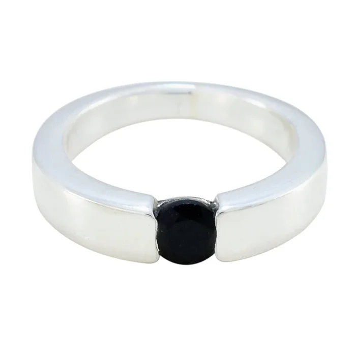 Black Onyx Solitaire American 925 Sterling Silver Black Gemstone Whisper-thin Modern Thumb Ring Jewellery