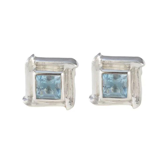 Blue Topaz Indian Dewi Solitaire Stud Blue 925 Silver Earring