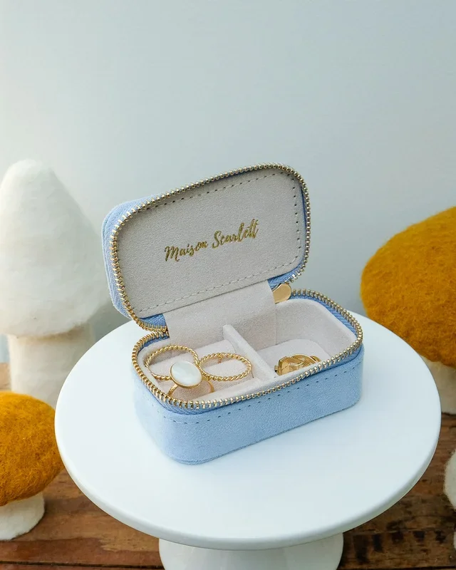 Boîte à bijoux – Marie (velours bleu)