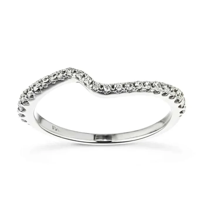 Bridget 1/5 ctw Round Lab Grown Diamond Shared Prong Curved Band