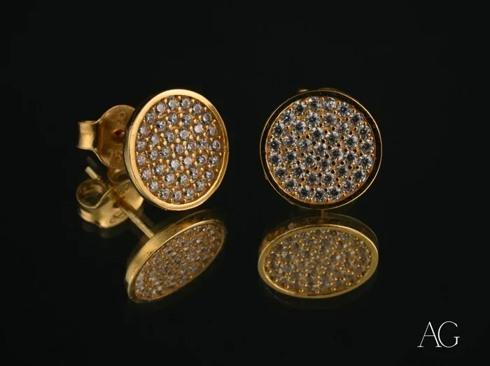 Celestial Glow: 18k Gold CZ Round Earrings
