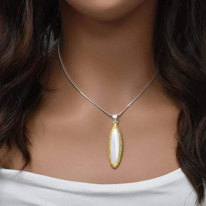 Clearance-Gold Plated 925 Sterling Silver Matte Finish Cat Eye Shape Pearl Pendant – SPP00008PNK