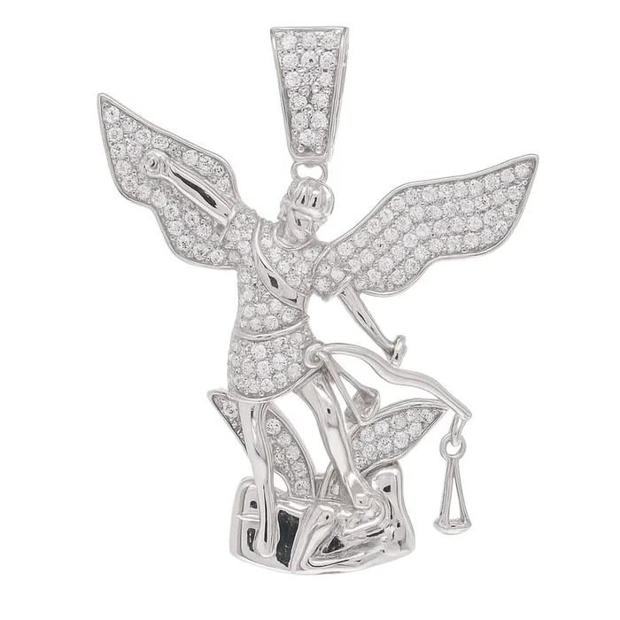 Colgante pequeño de San Miguel con circonitas cúbicas transparentes en plata de ley 925 rodiada – GMP00153