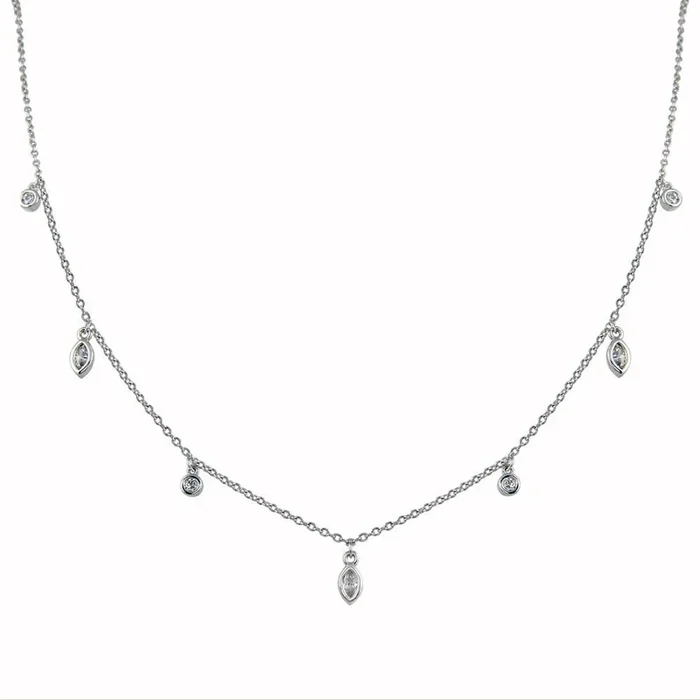 Collar con dije de circonita cúbica redonda y marquesa en plata de ley 925 rodiada – BGP01345