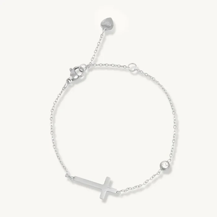 Cross Link Chain Bracelet