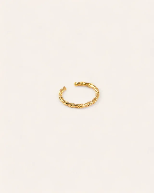 Dina Ring