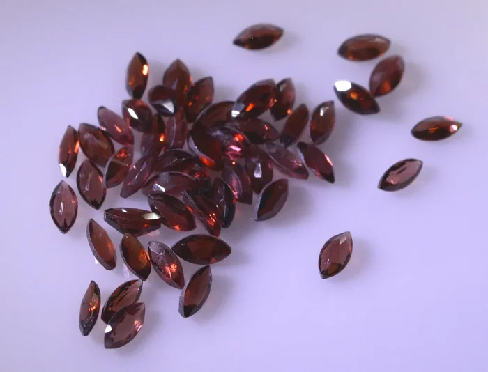 Garnet 1PC Tiny 4×8 MM Marquise Faceted Red Sparkling Semi Precious Loose Gemstone