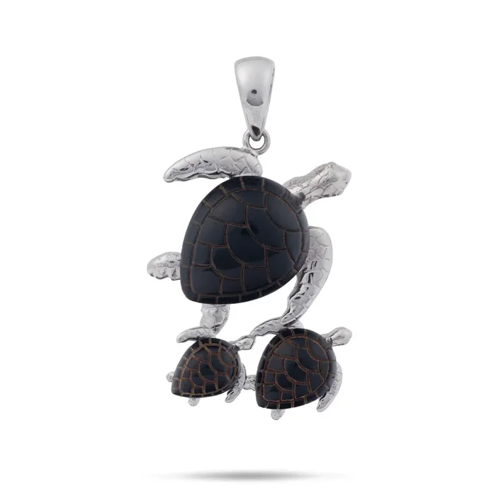 Honu Black Coral Pendant in White Gold – 29mm
