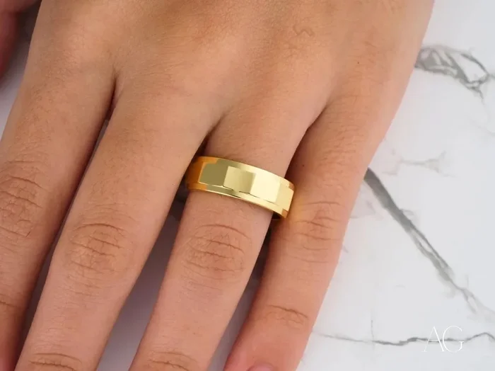 Imperial Facet Wedding Band