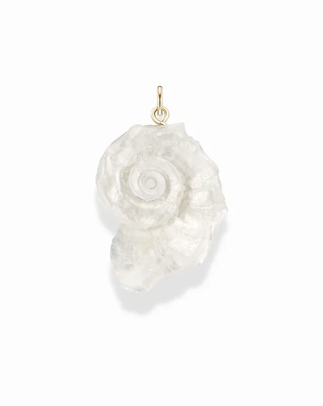 Khloe Shell Charm