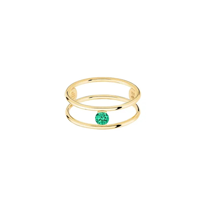 La Brune et La Blonde Hula Hoop ring in yellow gold and 0.15 carat emerald – Lepage