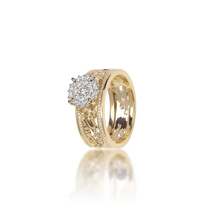 Living Heirloom Engagement Ring in Gold with Diamonds – 7mm