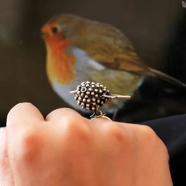 Maahi Round Robin Bird Ring