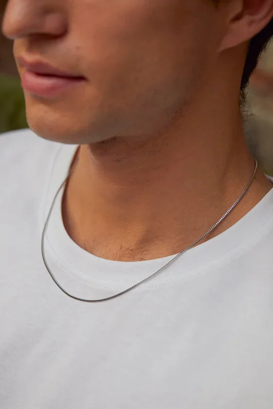 Men’s Thin Box Chain Necklace