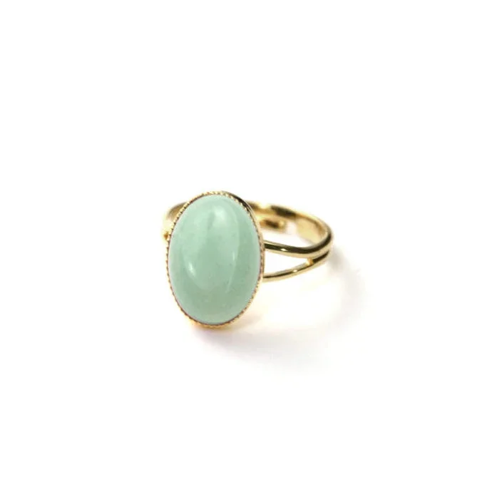 Oval ring – Stone