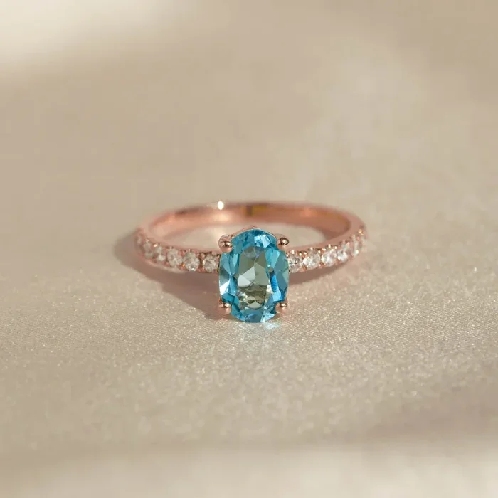 Oval Swiss Blue Topaz and Diamond Ring Rose Gold – Minette