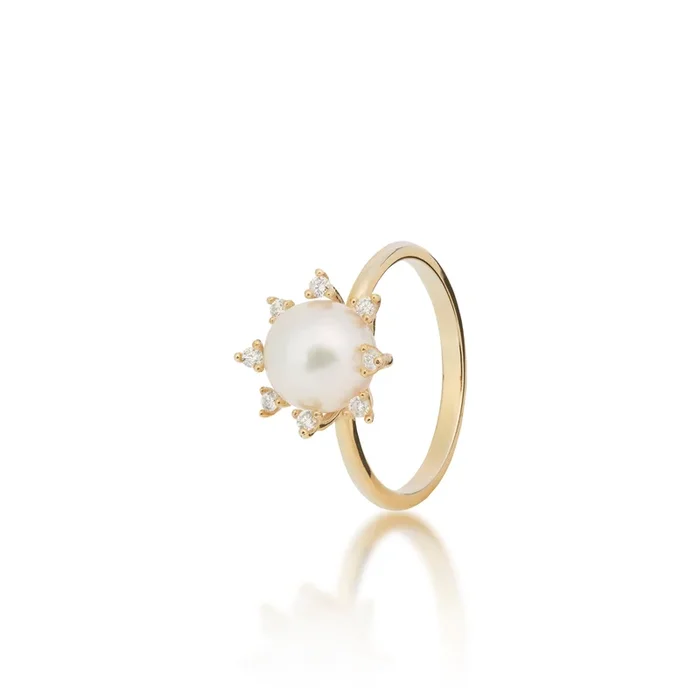 Protea Akoya White Pearl Ring in Gold with Diamonds – 8mm