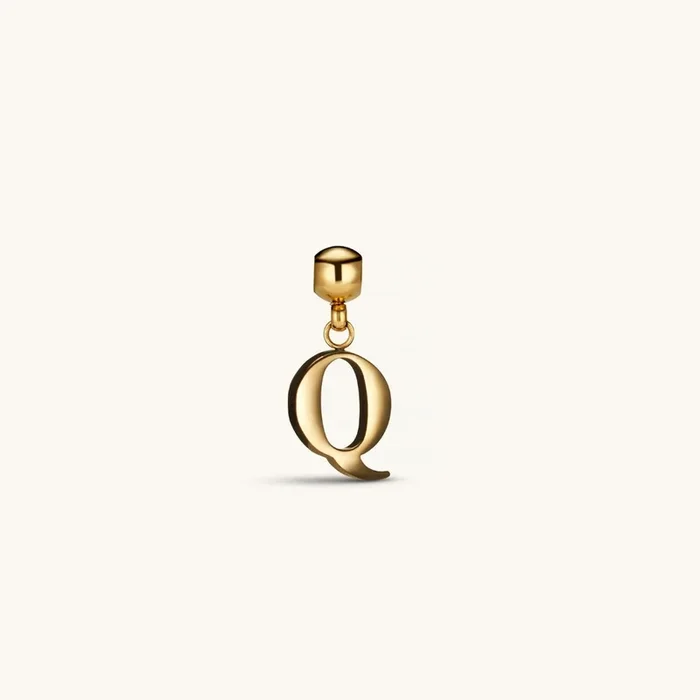 Q Classic Initial Charm Gold
