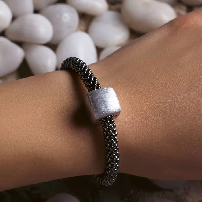 Silver 925 Black Rhodium Plated Square Matte Finish Bead Italian Bracelet – ITB00031BLK